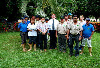 Meeting on the Sigatoka del Platano